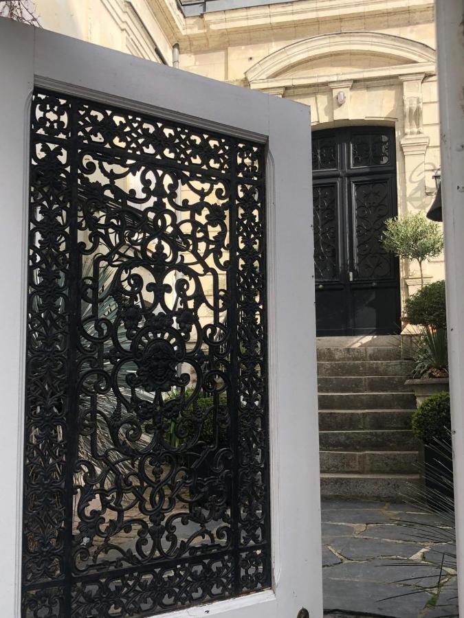 Bulles De Loire Bed & Breakfast Saumur Exterior photo
